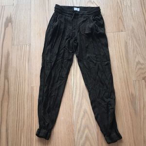 Aritzia Loose Cotton Jogger Pant Dark Green Size S